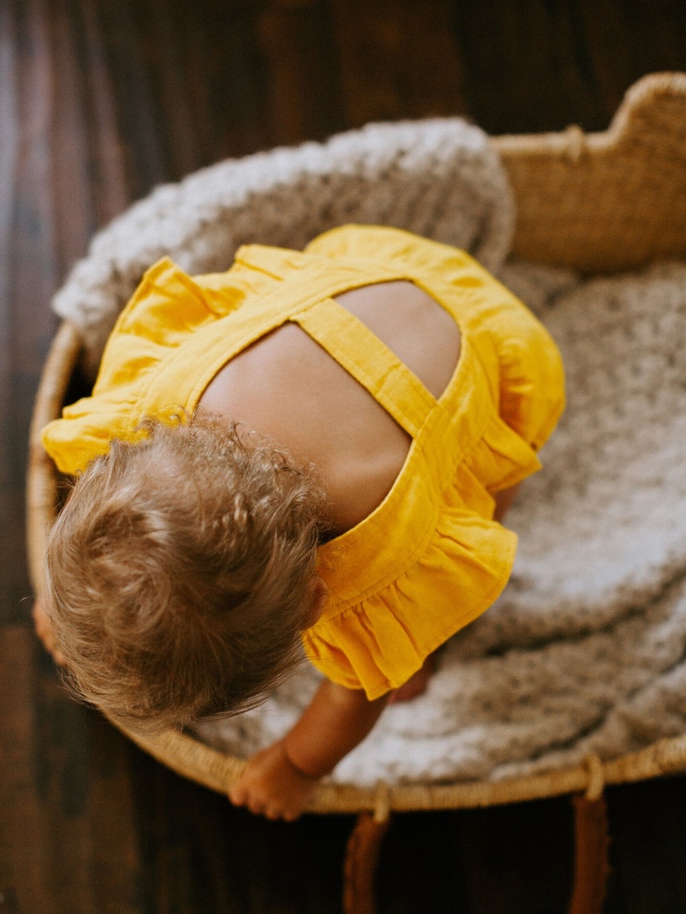 9-12m NWT L'ovedbaby Girls Organic Muslin Ruffle Bodysuit- Saffron Yellow - Picture 3 of 7